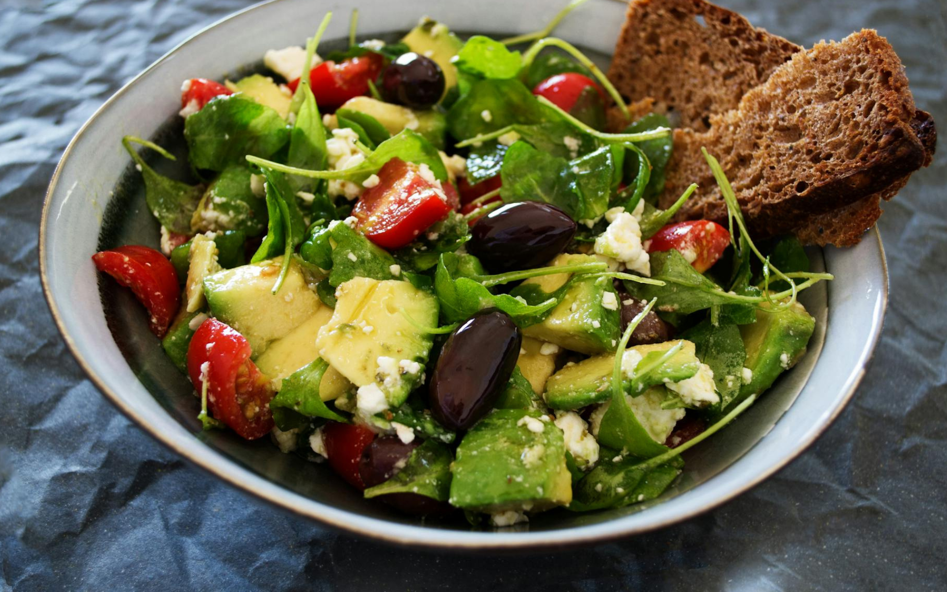 Low-Calorie Salads That Pair Perfectly with Chicken Salad